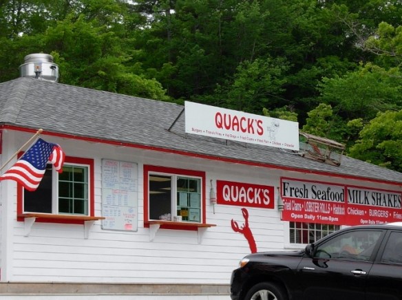 Snacks for Travelers and Excursion Boats